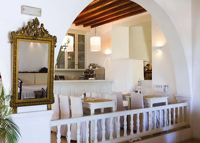 Elena Mykonos מלון 3*